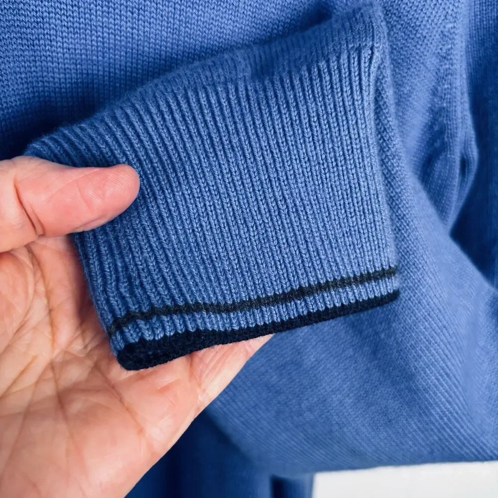 Banana Republic Mens Large Extra Fine Merino‎ Wool Blend V-Neck Sweater Blue